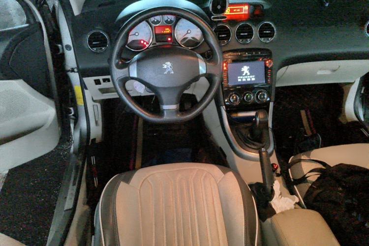 Used Peugeot 408 2013 2.0L Manual Comfort Edition Steering Wheel