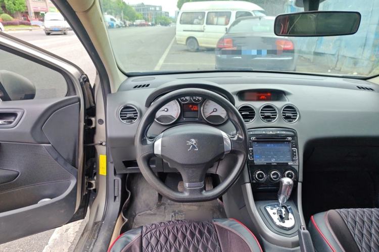 Used Peugeot 408 2013 2.0L Automatic Comfort Edition Steering Wheel