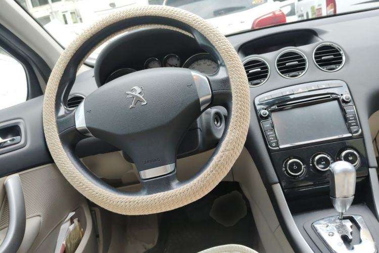 Used Peugeot 408 2013 2.0L Automatic Comfort Edition Steering Wheel