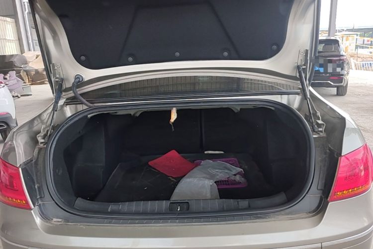 Used Peugeot 408 2013 2.0L Automatic Luxury Edition Trunk