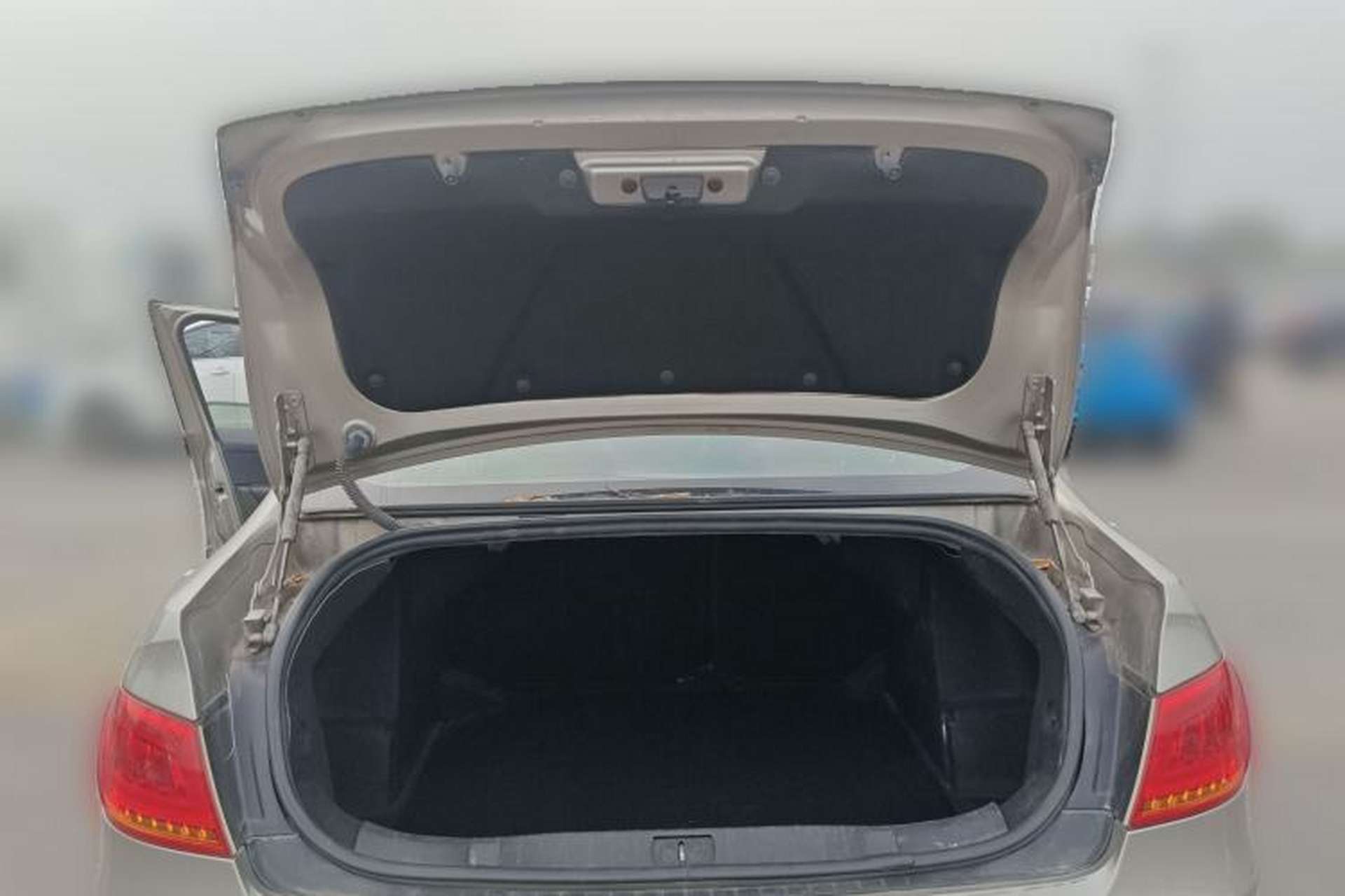 Used Peugeot 408 2013 2.0L Manual Comfort Edition Trunk