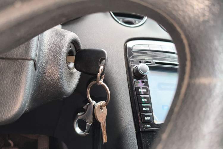 Used Peugeot 408 2013 1.6L Manual Comfort Edition Vehicle Key