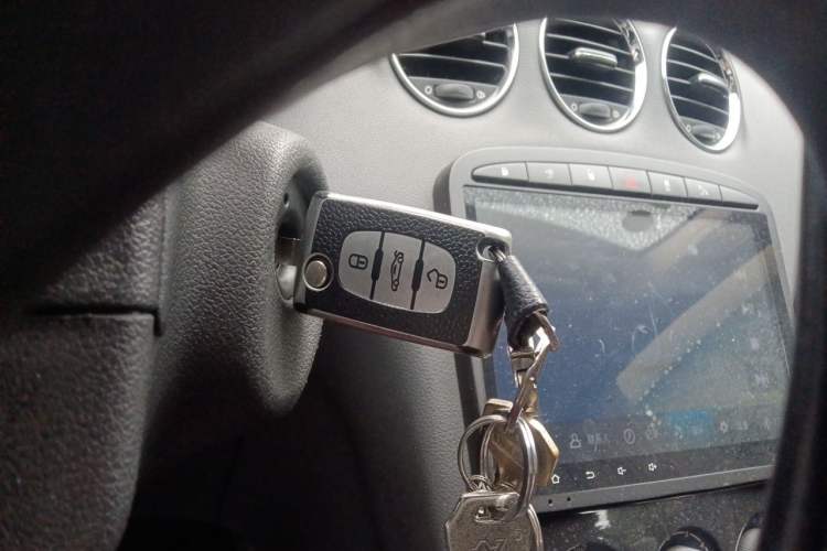 Used Peugeot 408 2013 2.0L Manual Comfort Edition Vehicle Key