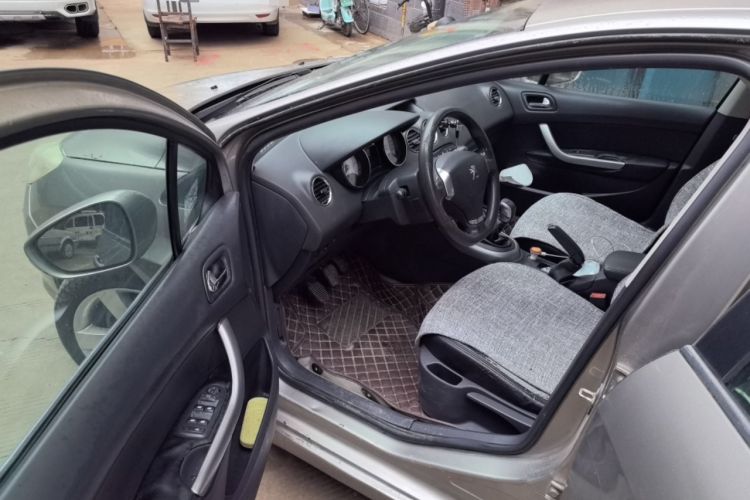 Used Peugeot 408 2013 2.0L Manual Comfort Edition Driver Seat