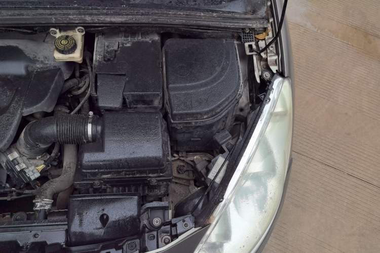 Used Peugeot 408 2013 2.0L Manual Comfort Edition Engine Bay Left