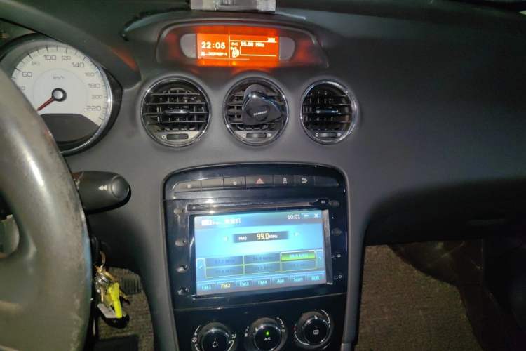 Used Peugeot 408 2013 1.6L Manual Comfort Edition Audio And AC Panel