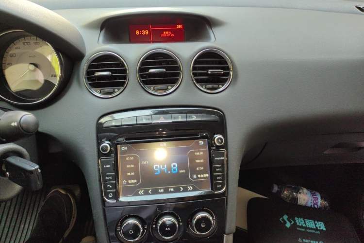 Used Peugeot 408 2013 2.0L Automatic Comfort Edition Audio And AC Panel