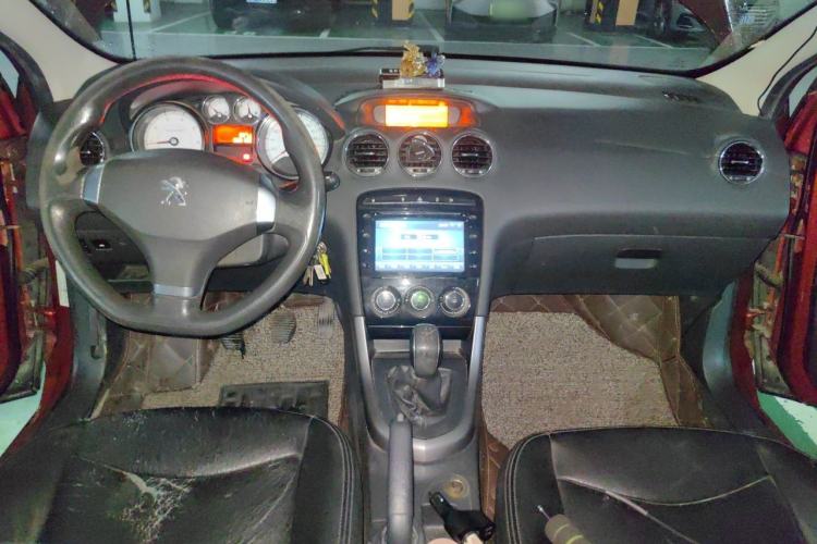 Used Peugeot 408 2013 1.6L Manual Comfort Edition Center Console