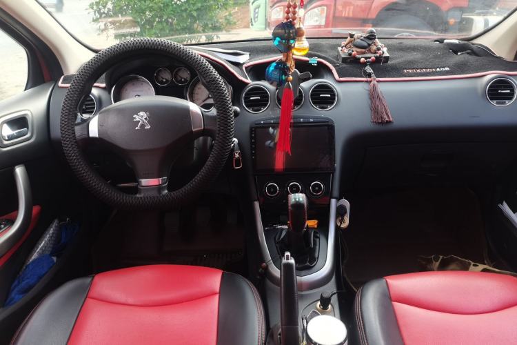 Used Peugeot 408 2013 1.6L Manual Comfort Edition Center Console