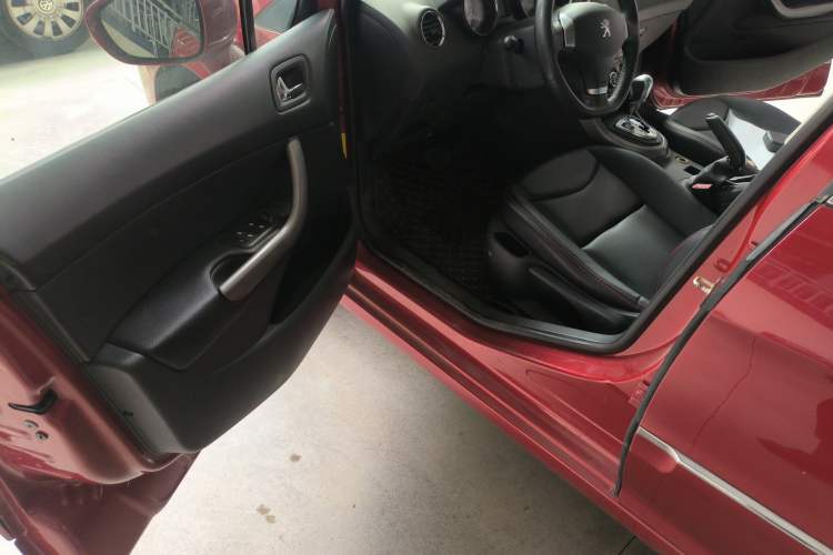 Used Peugeot 408 2013 2.0L Automatic Luxury Edition Driver Seat