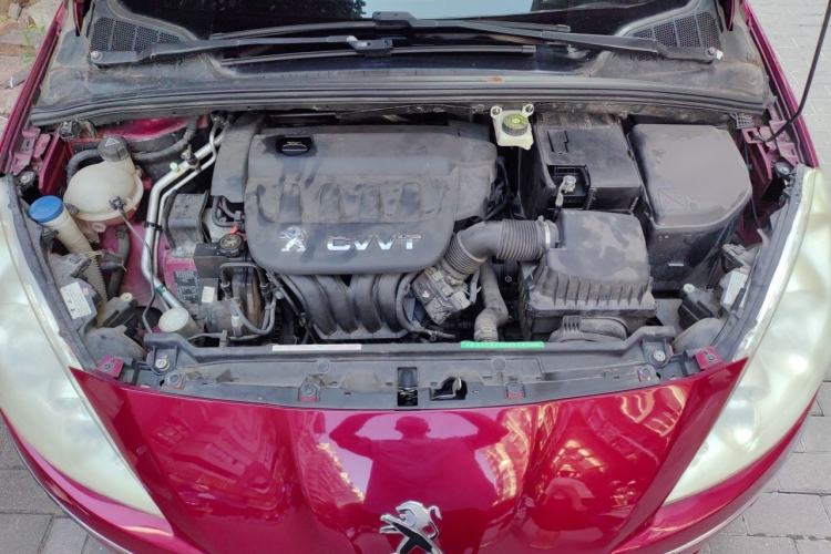 Used Peugeot 408 2013 2.0L Automatic Comfort Edition Engine Bay