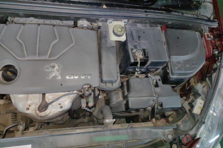 Used Peugeot 408 2013 1.6L Manual Comfort Edition Engine Bay Left