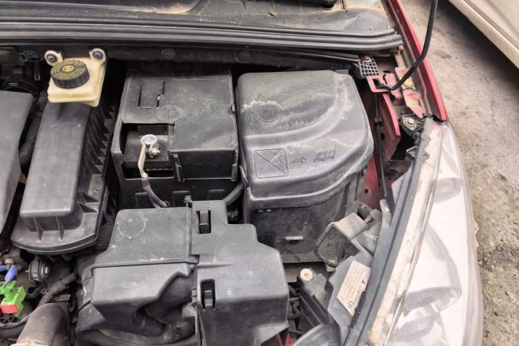 Used Peugeot 408 2013 1.6L Manual Comfort Edition Engine Bay Left
