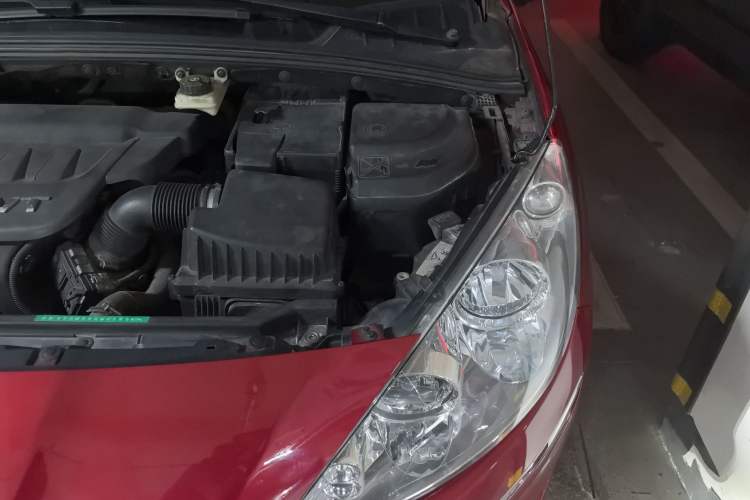 Used Peugeot 408 2013 2.0L Automatic Comfort Edition Engine Bay Left