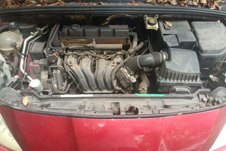 Used Peugeot 408 2013 2.0L Automatic Comfort Edition Engine Bay