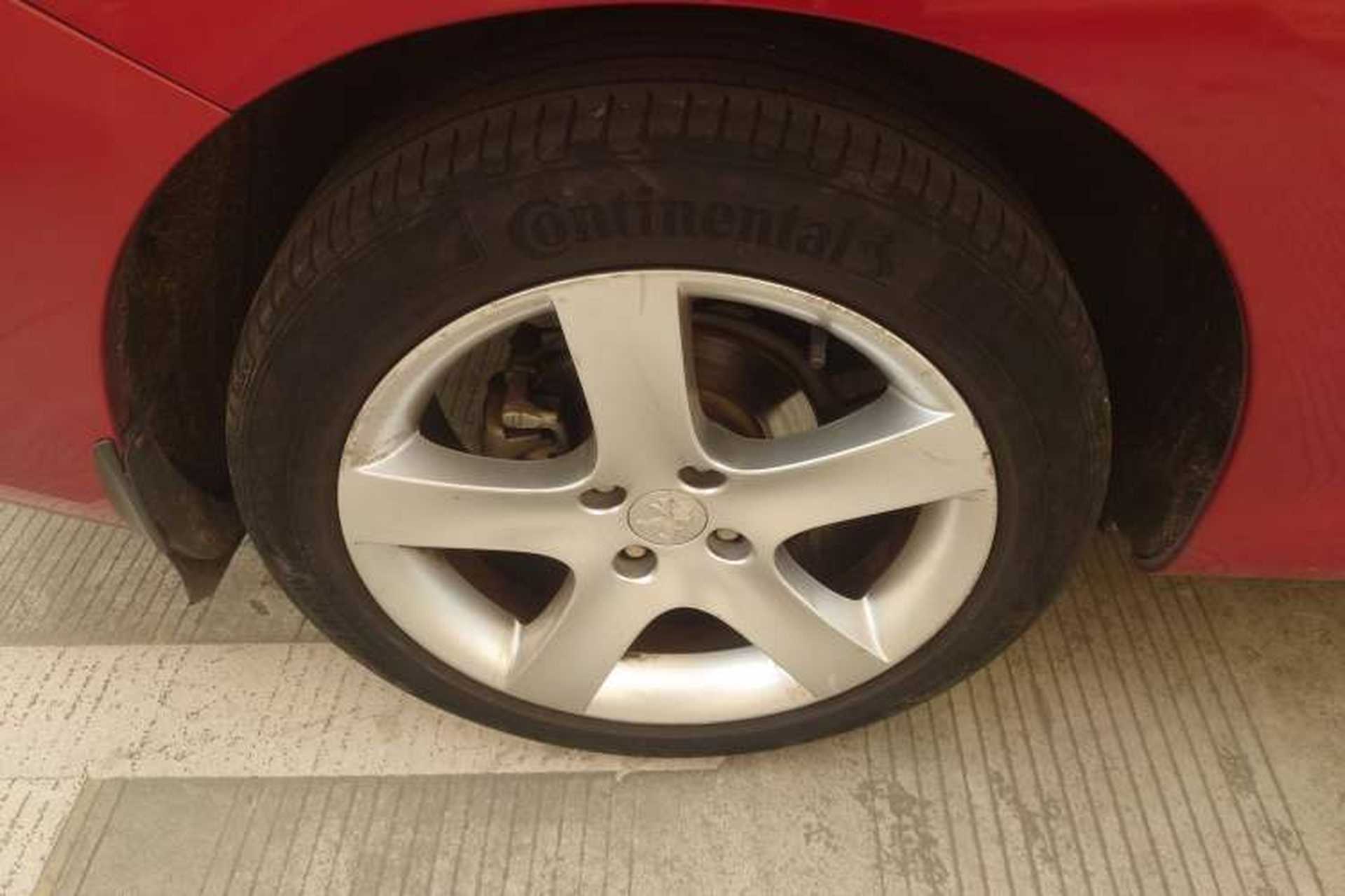 Used Peugeot 408 2013 2.0L Automatic Comfort Edition Exterior 8