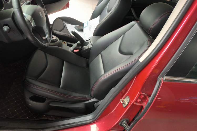Used Peugeot 408 2013 2.0L Automatic Luxury Edition Left Front Seat