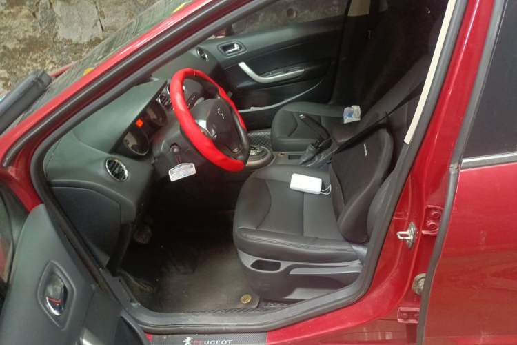 Used Peugeot 408 2013 2.0L Automatic Comfort Edition Left Rear Seat