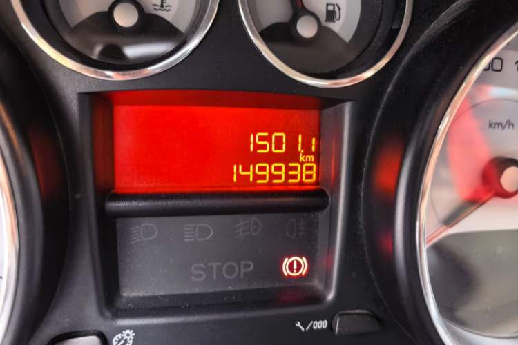 Used Peugeot 408 2013 1.6L Manual Comfort Edition Odometer Close Up