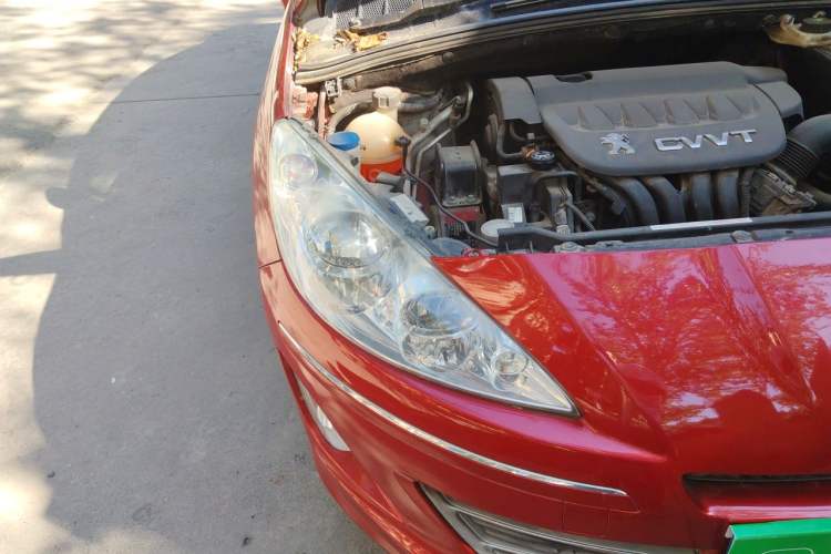 Used Peugeot 408 2013 2.0L Automatic Comfort Edition Right Front Headlight