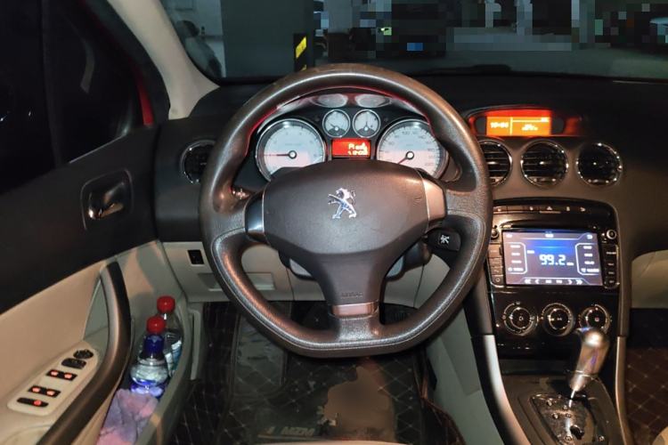 Used Peugeot 408 2013 1.6L Automatic Comfort Edition Steering Wheel