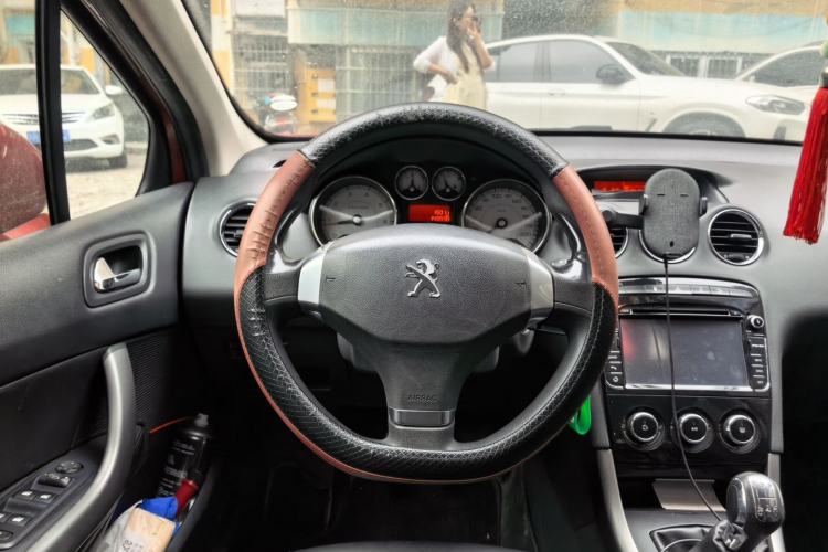 Used Peugeot 408 2013 1.6L Manual Comfort Edition Steering Wheel