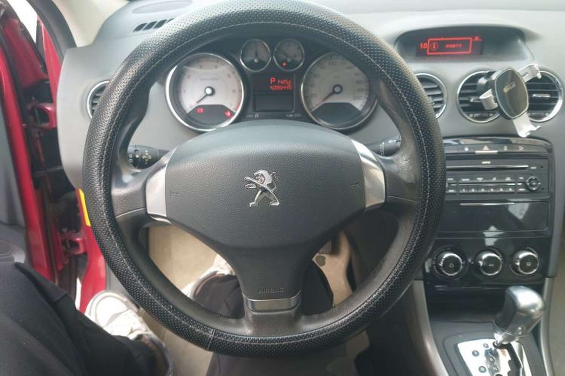 Used Peugeot 408 2013 2.0L Automatic Comfort Edition Steering Wheel