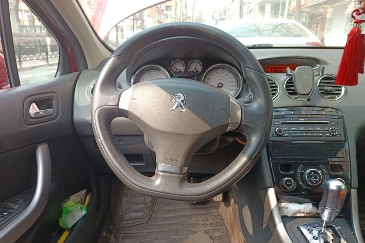 Used Peugeot 408 2013 2.0L Automatic Luxury Edition Steering Wheel