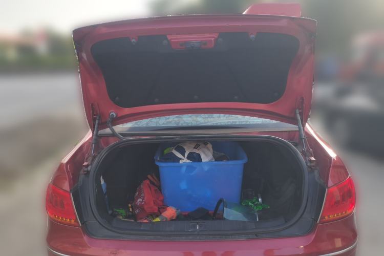 Used Peugeot 408 2013 1.6L Manual Comfort Edition Trunk