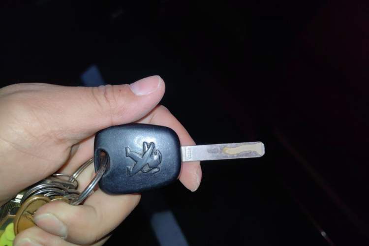 Used Peugeot 408 2013 1.6L Manual Comfort Edition Vehicle Key