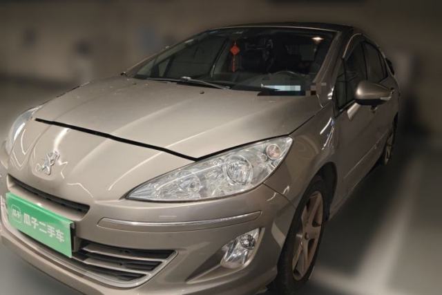 Ojetý Peugeot 408 2013 2.0L Automatic Luxury Edition