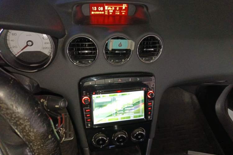 Used Peugeot 408 2013 2.0L Automatic Comfort Edition Audio And AC Panel