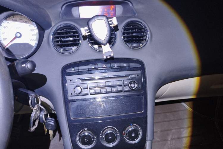 Used Peugeot 408 2013 1.6L Manual Comfort Edition Audio And AC Panel
