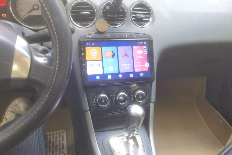 Used Peugeot 408 2013 2.0L Automatic Comfort Edition Audio And AC Panel