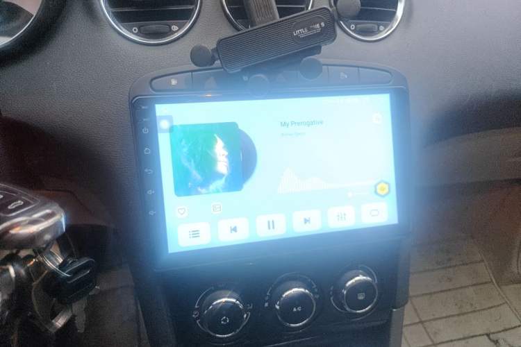 Used Peugeot 408 2013 1.6L Automatic Comfort Edition Audio And AC Panel