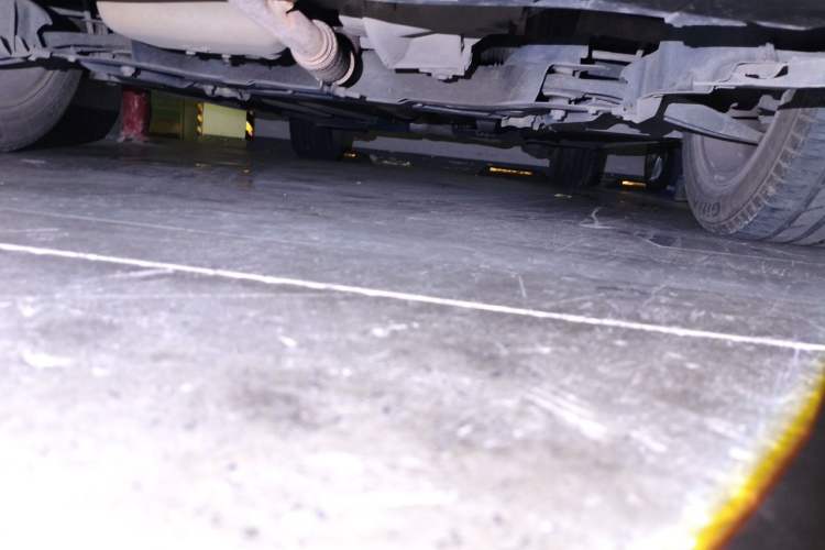 Used Peugeot 408 2013 1.6L Manual Comfort Edition Chassis Front