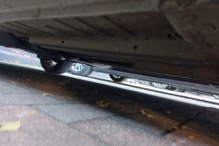 Used Peugeot 408 2013 2.0L Automatic Comfort Edition Chassis Rear Right