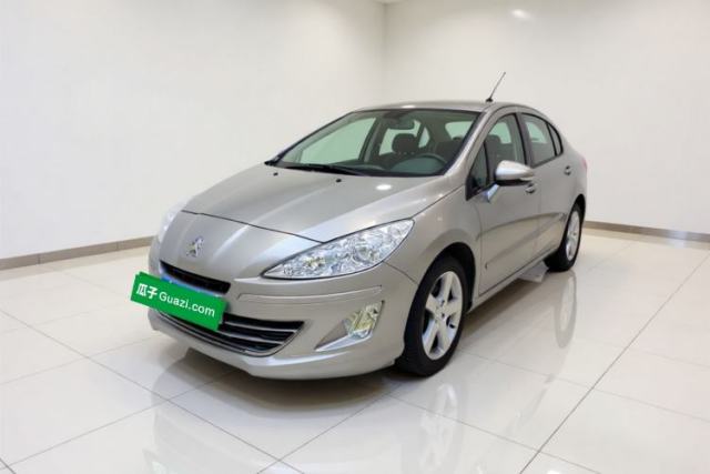 Ojetý Peugeot 408 2013 2.0L Automatic Comfort Edition