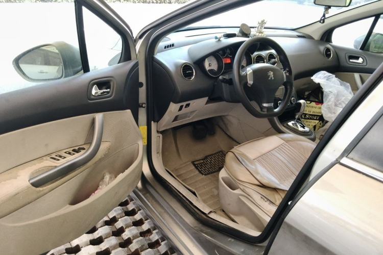 Used Peugeot 408 2013 2.0L Automatic Comfort Edition Driver Seat