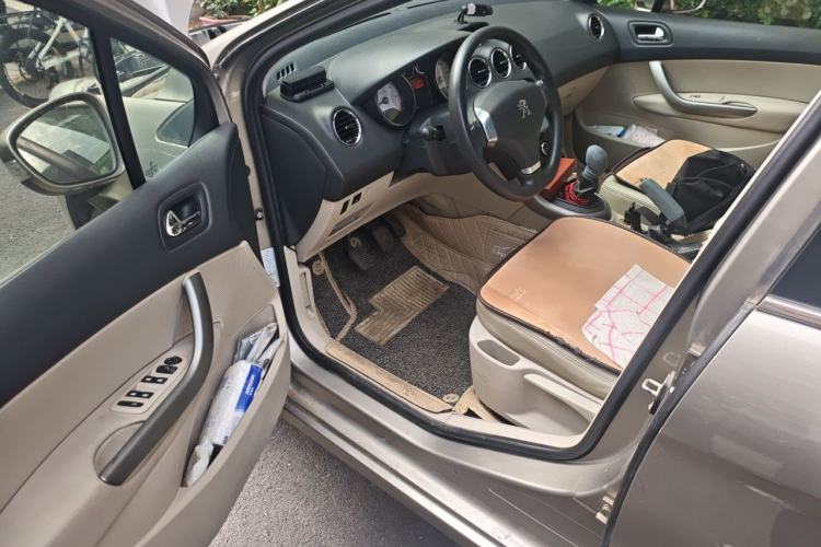 Used Peugeot 408 2013 1.6L Manual Comfort Edition Driver Seat