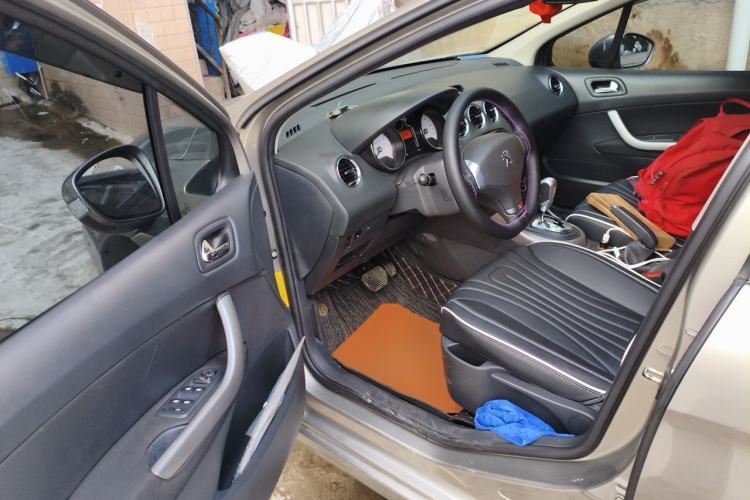 Used Peugeot 408 2013 2.0L Automatic Comfort Edition Driver Seat