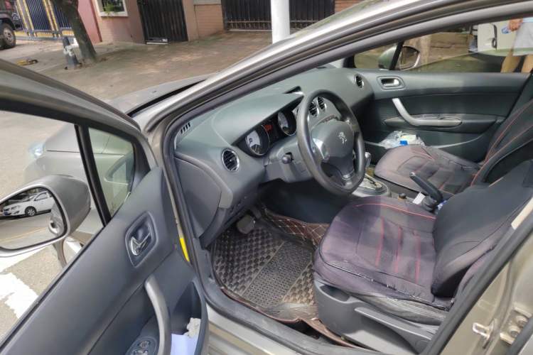 Used Peugeot 408 2013 2.0L Automatic Comfort Edition Driver Seat