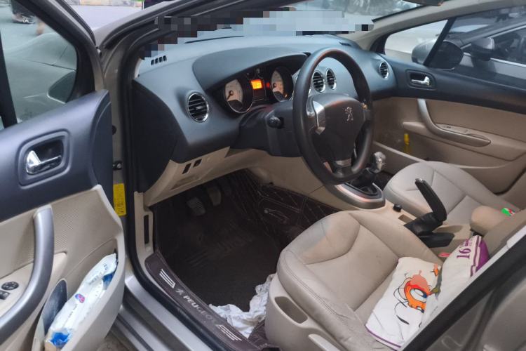 Used Peugeot 408 2013 2.0L Manual Comfort Edition Driver Seat