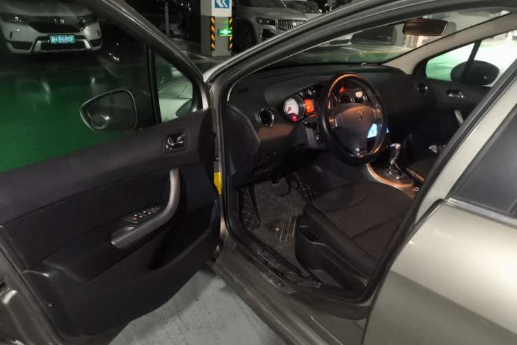 Used Peugeot 408 2013 2.0L Automatic Luxury Edition Driver Seat