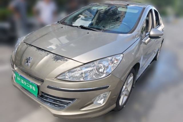 Ojetý Peugeot 408 2013 2.0L Manual Comfort Edition