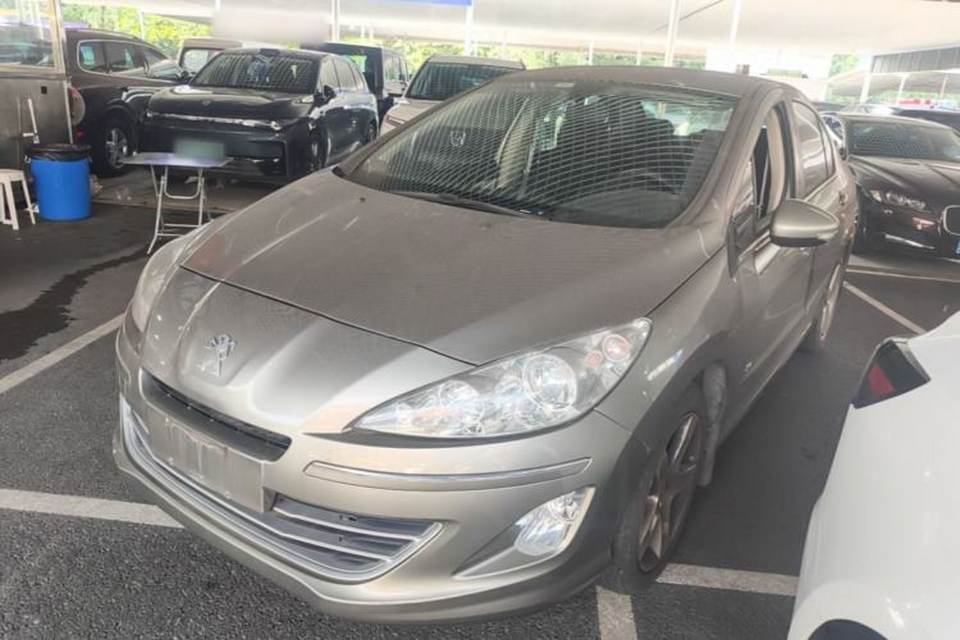 Peugeot 408 2013