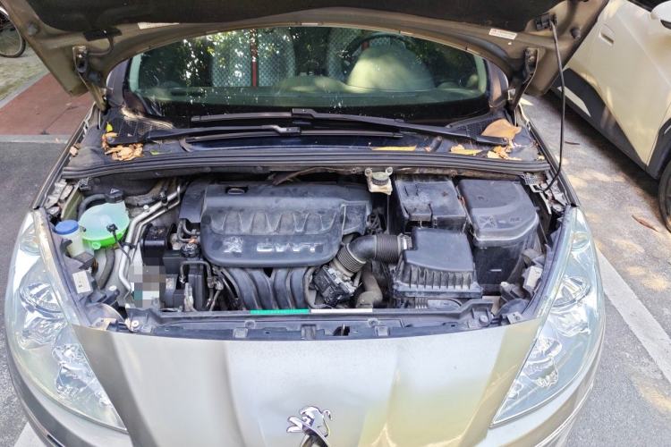 Used Peugeot 408 2013 2.0L Automatic Comfort Edition Engine Bay