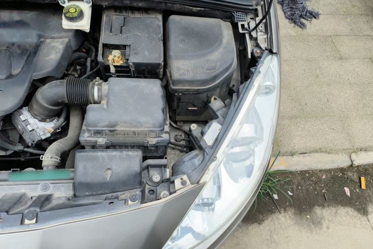 Used Peugeot 408 2013 2.0L Manual Comfort Edition Engine Bay Left