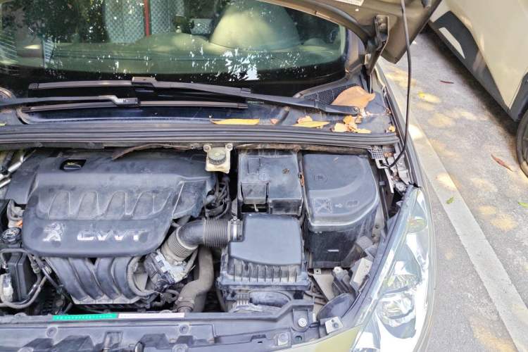 Used Peugeot 408 2013 2.0L Automatic Comfort Edition Engine Bay Left