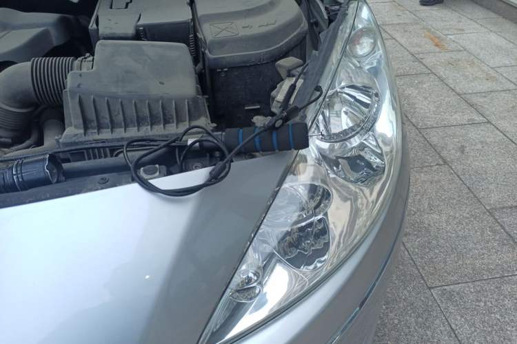 Used Peugeot 408 2013 2.0L Automatic Comfort Edition Engine Bay Left
